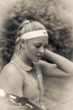 Ausschnitte 4051 - Damen Der Club an der Alster - ETUF Essen